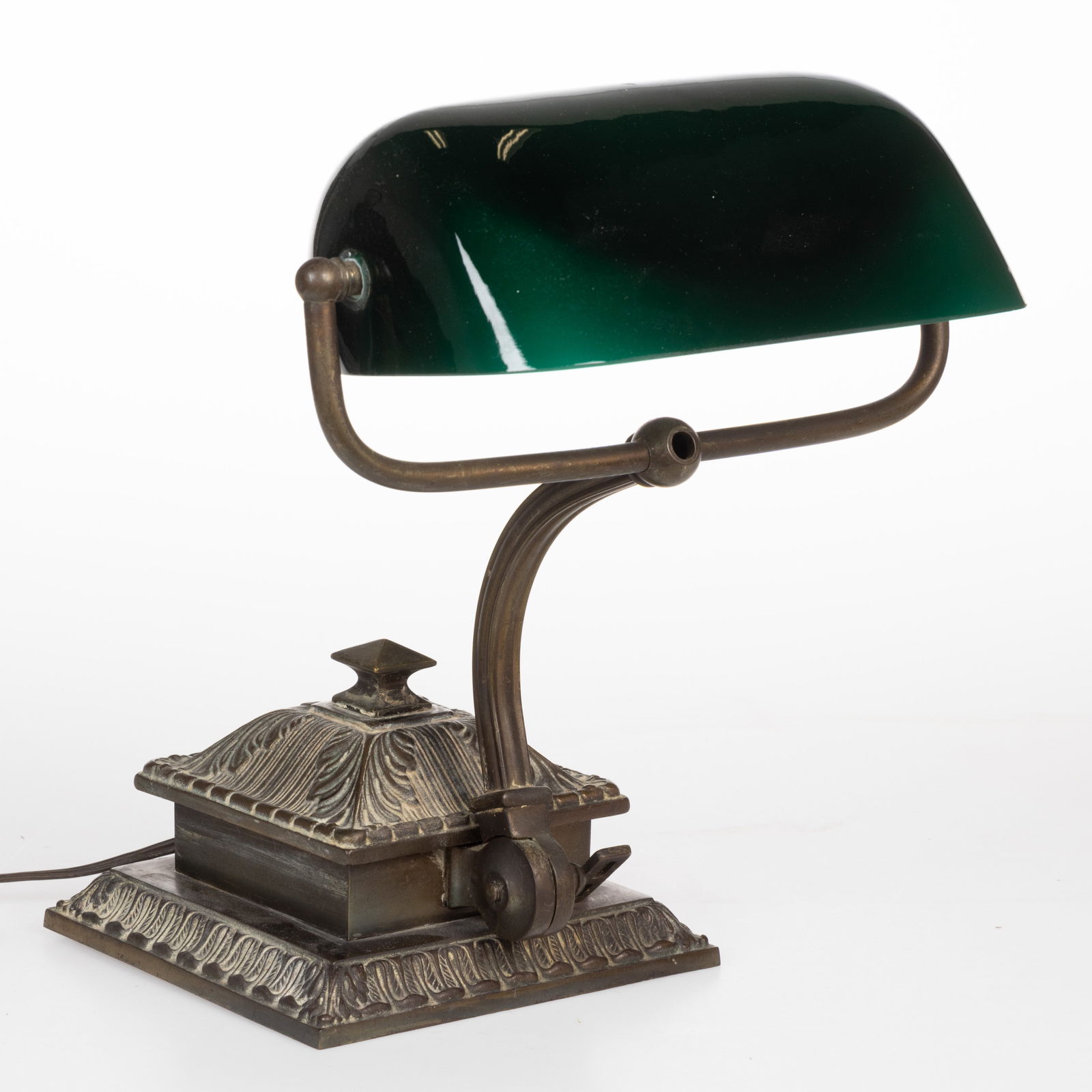 EMERALITE GLASS AND CAST-METAL ELECTRIC PIANO LAMP (1 of 2)