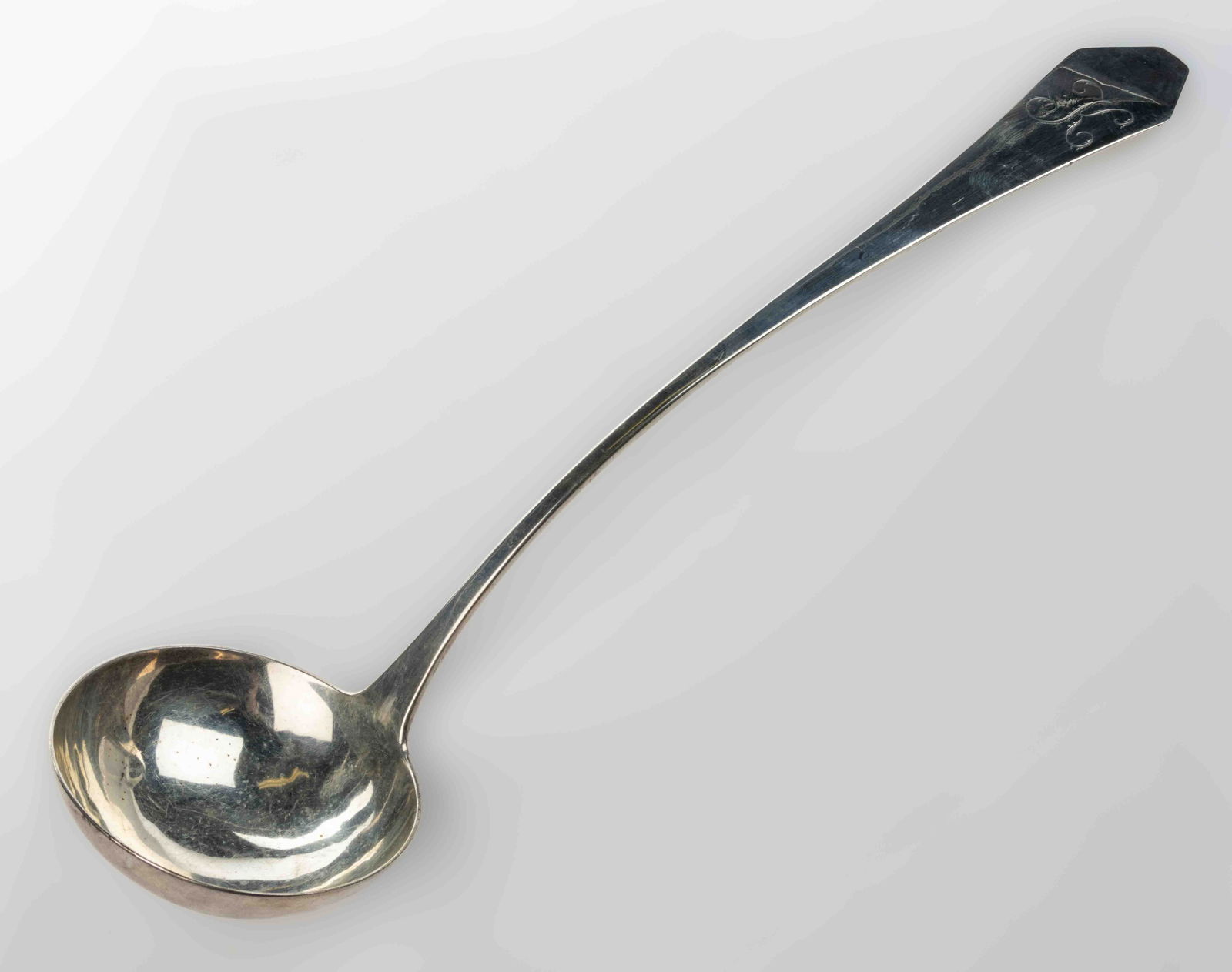 ASA BLANCHARD, LEXINGTON, KENTUCKY COIN SILVER PUNCH / SOUP LADLE (1 of 2)