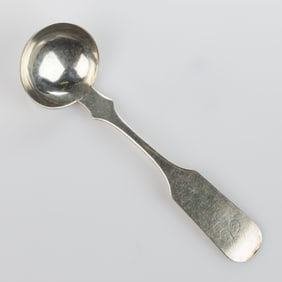 T.K. MARSH, PARIS, KENTUCKY COIN SILVER CREAM LADLE