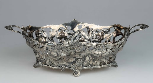 PHILADELPHIA, PENNSYLVANIA CHASED AND REPOUSSE STERLING SILVER RETICULATED BASKET