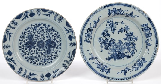 DELFT FLORAL MOTIF TIN-GLAZED EARTHENWARE PLATES, LOT OF TWO