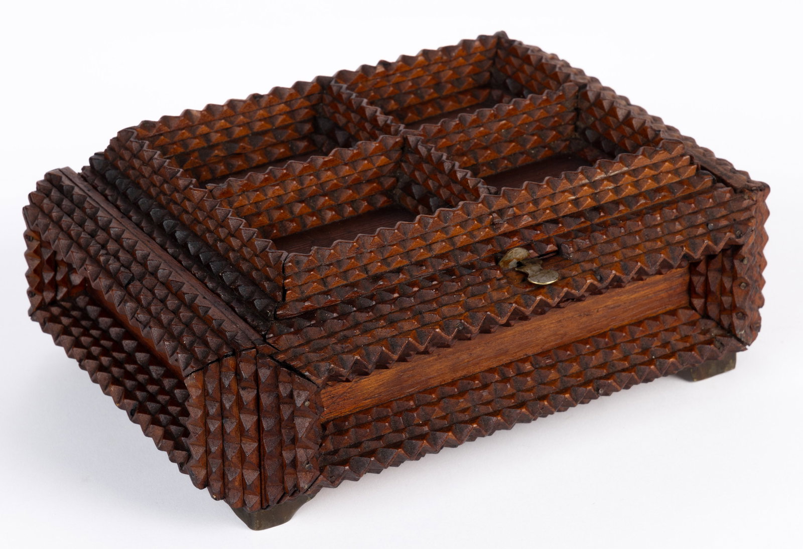 AMERICAN FOLK / TRAMP ART CARVED BOX: AMERICAN FOLK / TRAMP ART CARVED BOX, constructed from cigar-like boxes, the rectangular form lid features a four-section stacked chip-carved design, the sides each featuring a similar design, the lat