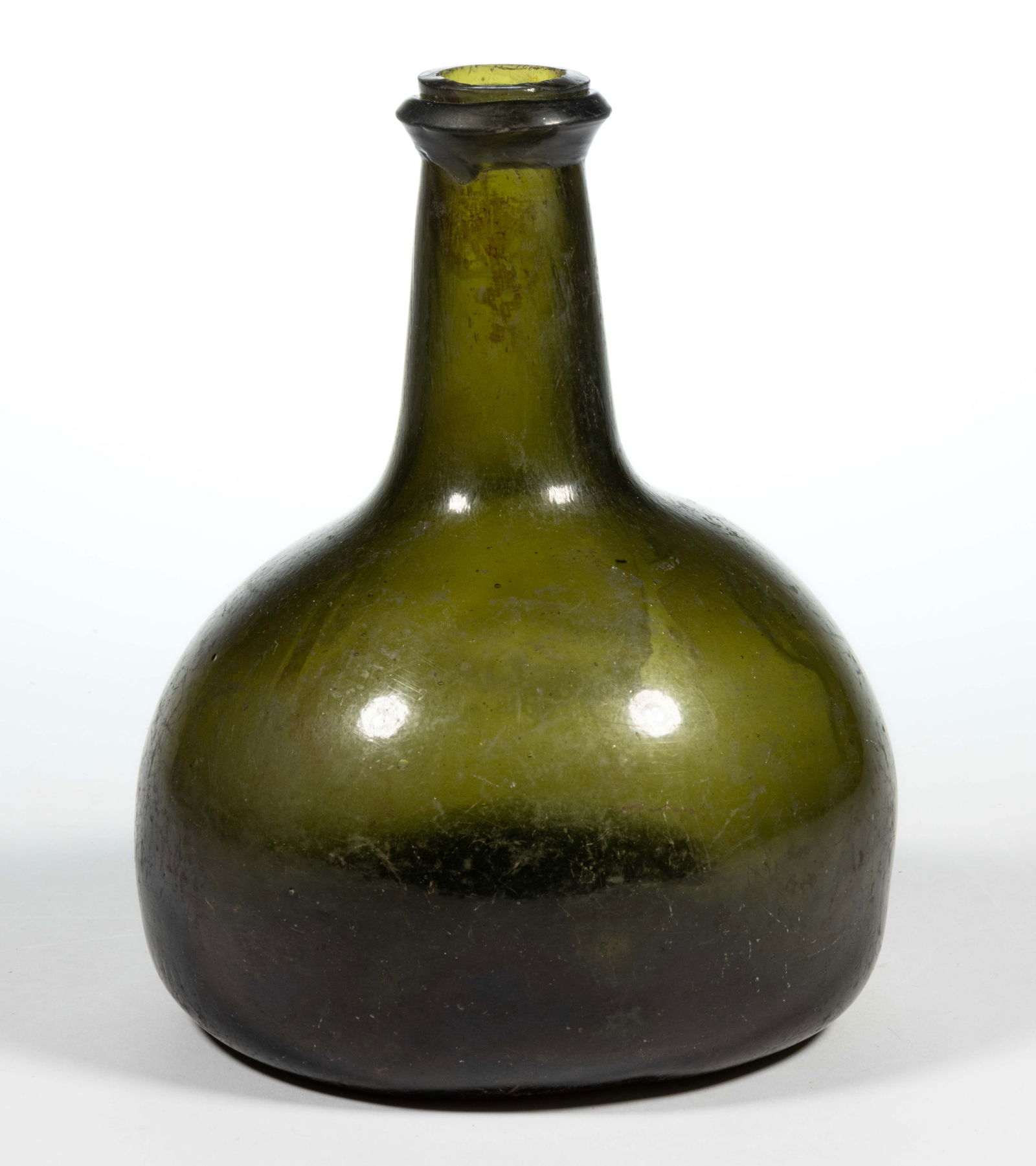 ENGLISH FREE-BLOWN BLACK GLASS FLOWERPOT ONION / UTILITY BOTTLE (1 of 3)
