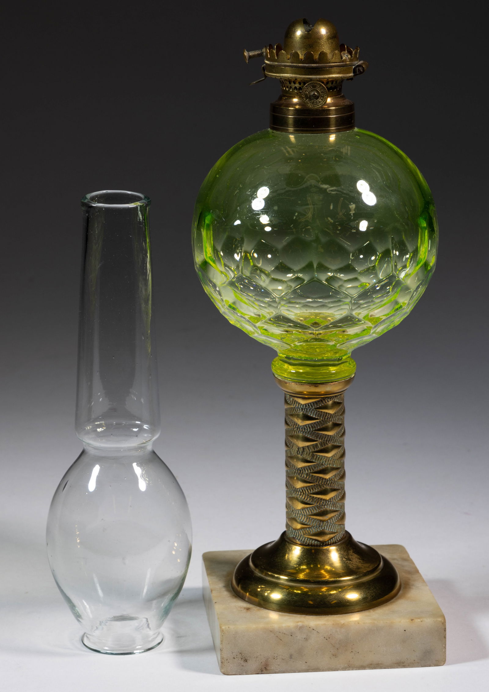 HONEYCOMB KEROSENE STAND LAMP (1 of 1)