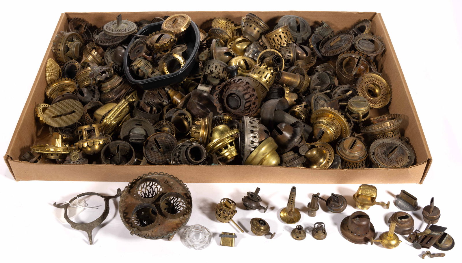 ASSORTED FLUID AND KEROSENE LAMP LIP AND SLIP  BURNER PARTS, UNCOUNTED LOT (1 of 2)