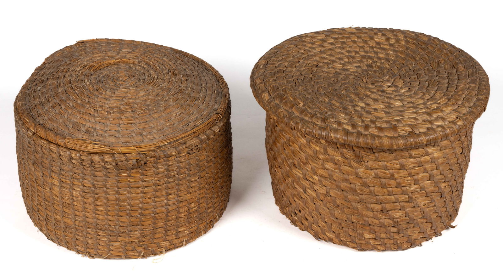 VIRGINIA / NORTH CAROLINA COILED-RYE STORAGE BASKET, LOT OF TWO (1 of 4)