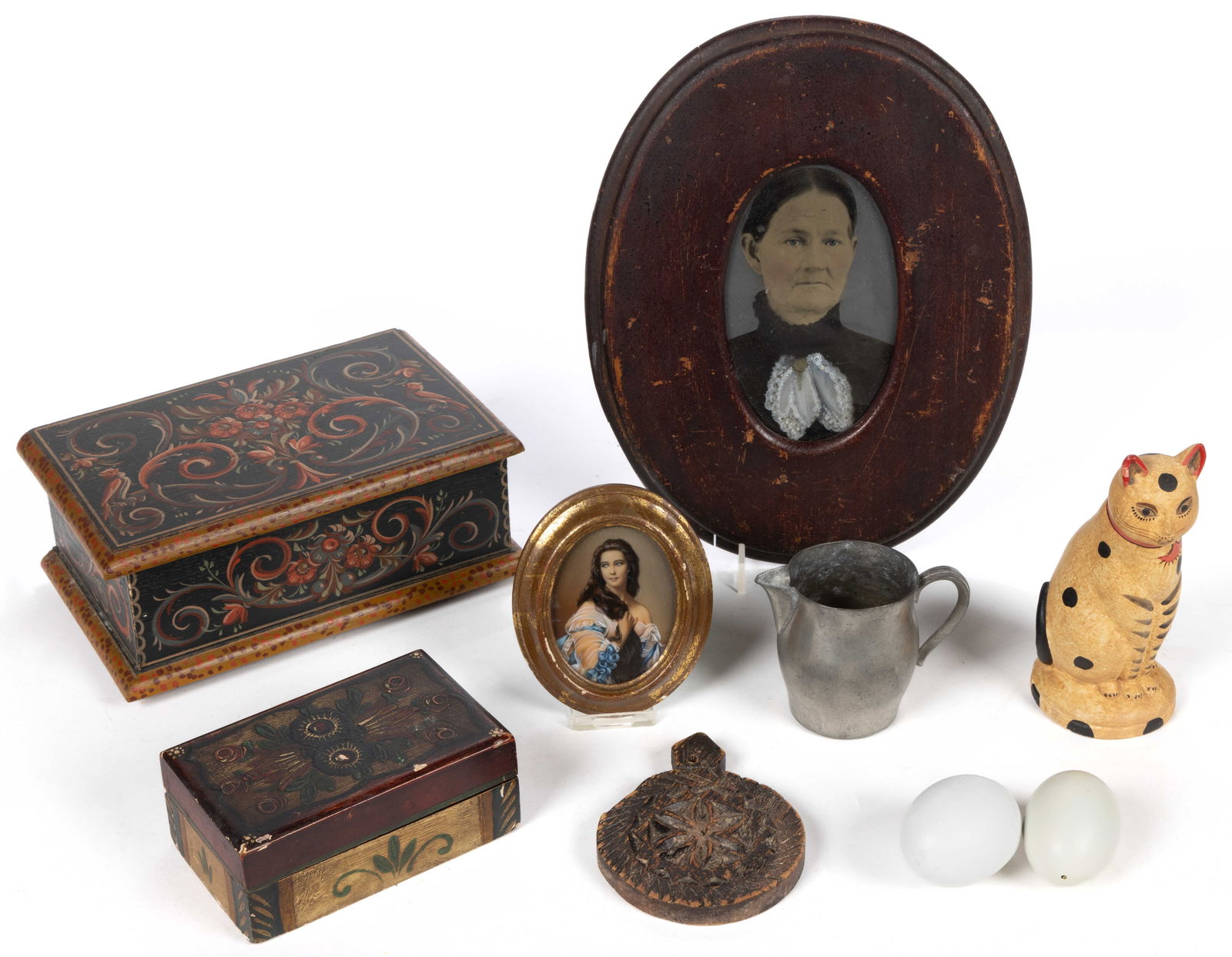 ASSORTED WOOD AND OTHER COUNTRY ARTICLES, LOT OF NINE (1 of 4)