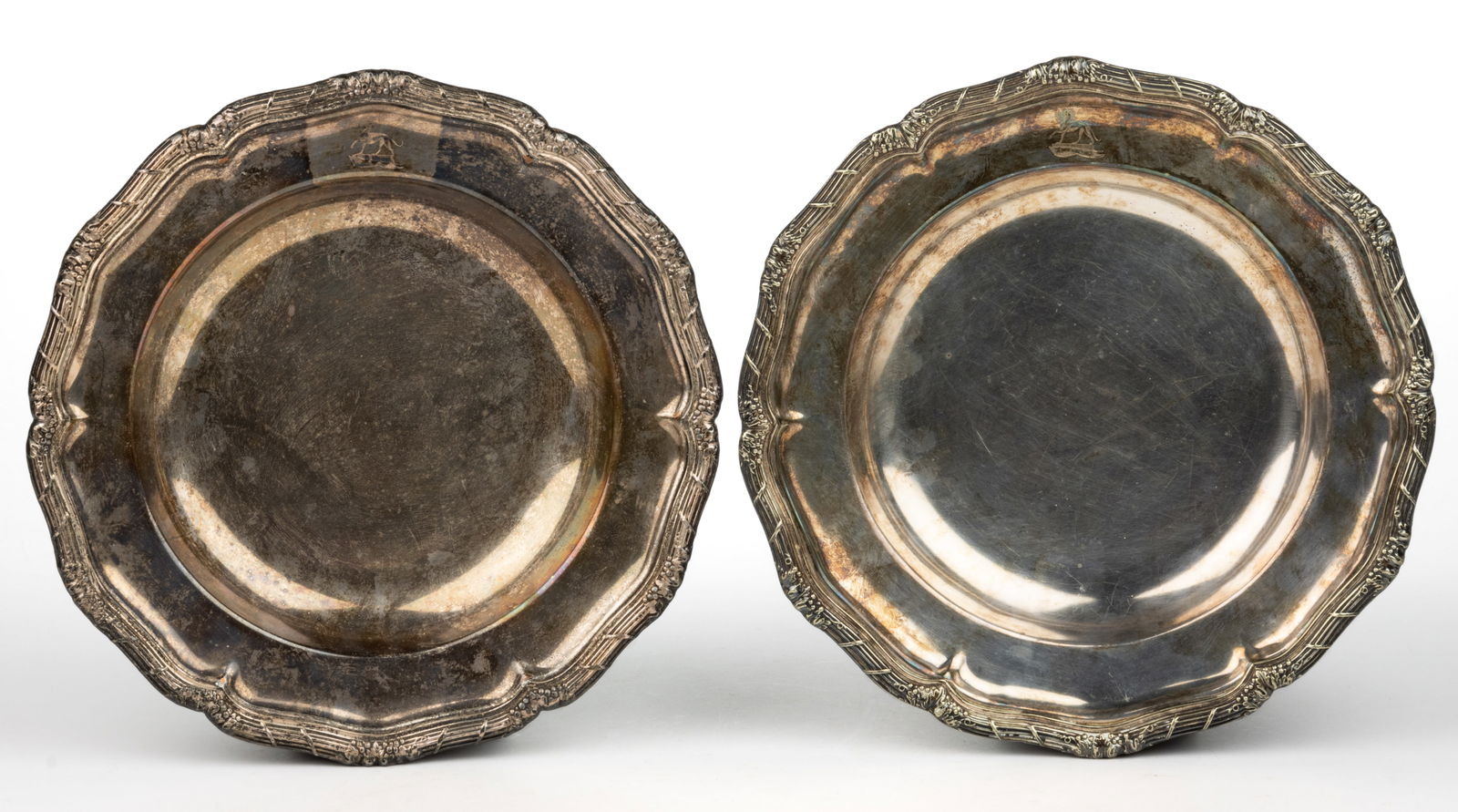 ENGLISH OLD SHEFFIELD PLATE / SILVER-PLATED SOUP PLATES, NEAR PAIR (1 of 2)