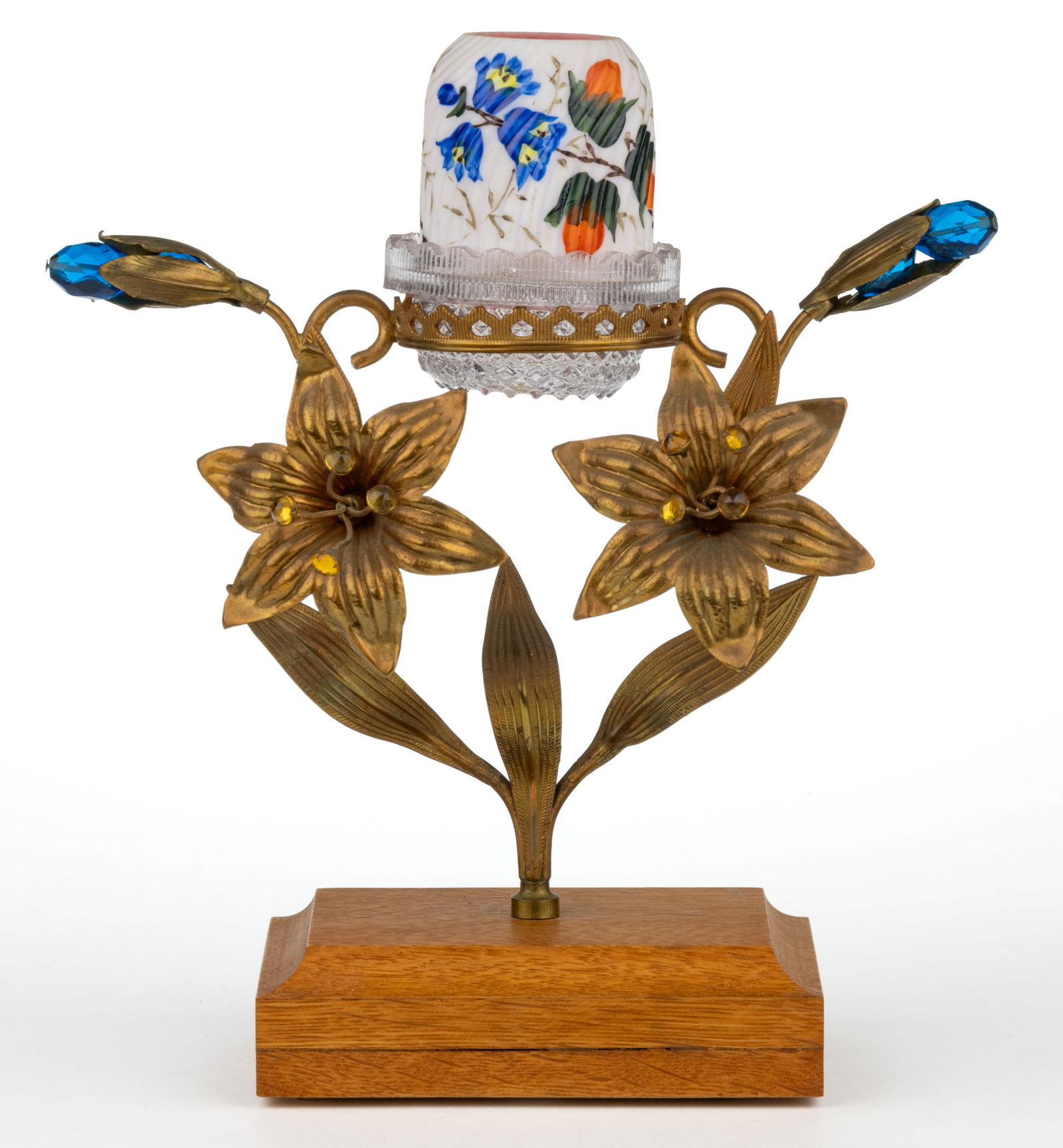 VICTORIAN DECORATED RIBBED SWIRL EMBOSSED AND BRASS FIGURAL FAIRY LAMP (1 of 2)