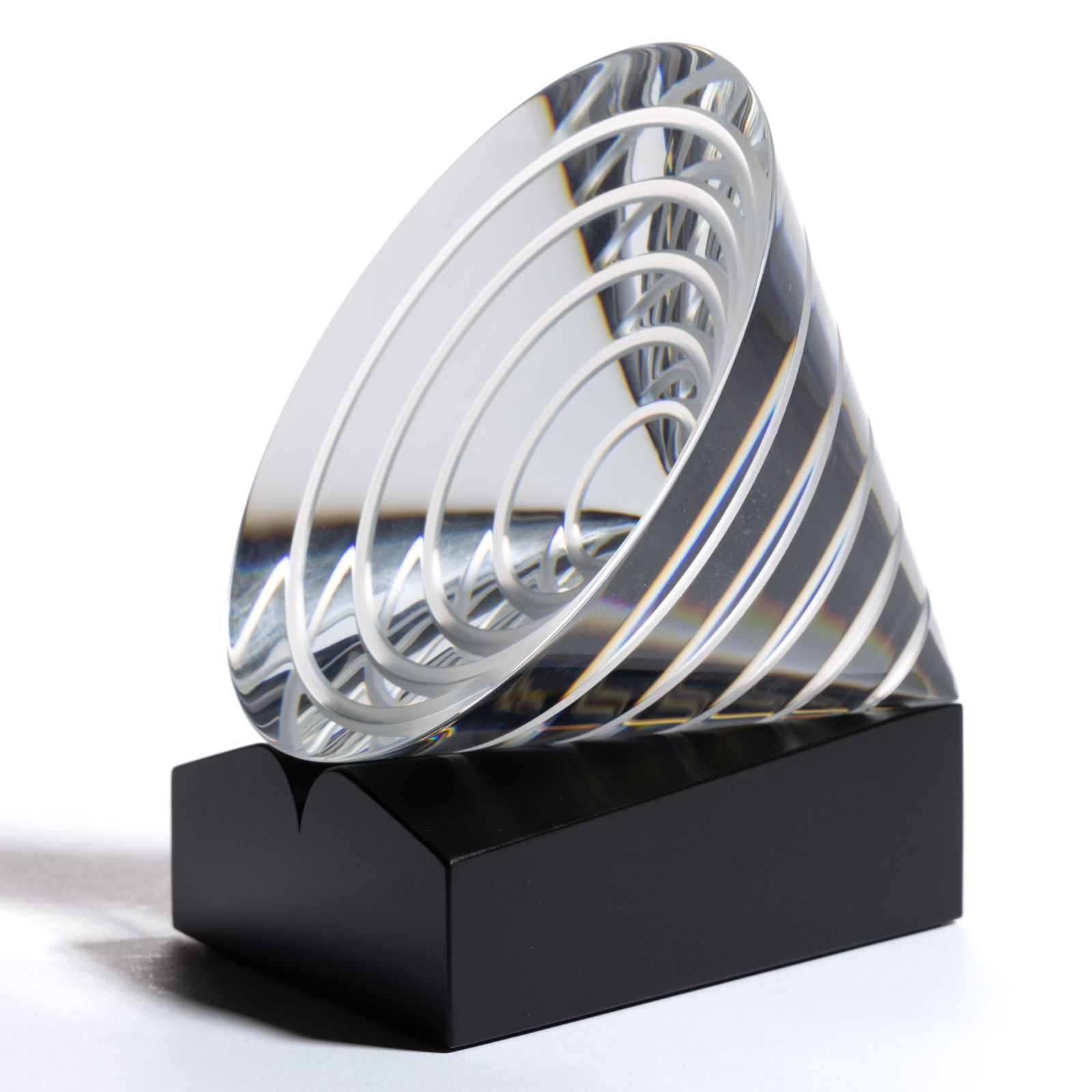 STEUBEN CONCENTRICITY CRYSTAL ART GLASS SCULPTURE (1 of 4)