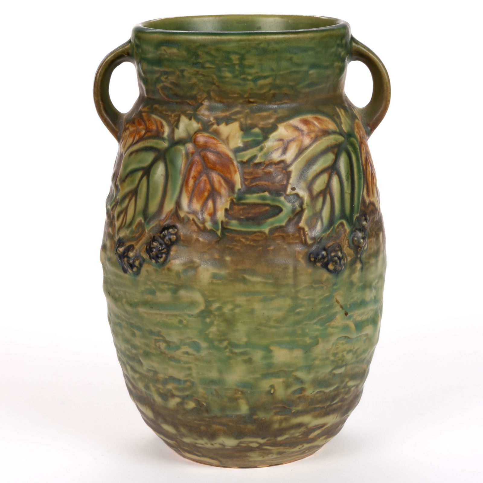ROSEVILLE ART POTTERY BLACKBERRY VASE (1 of 3)