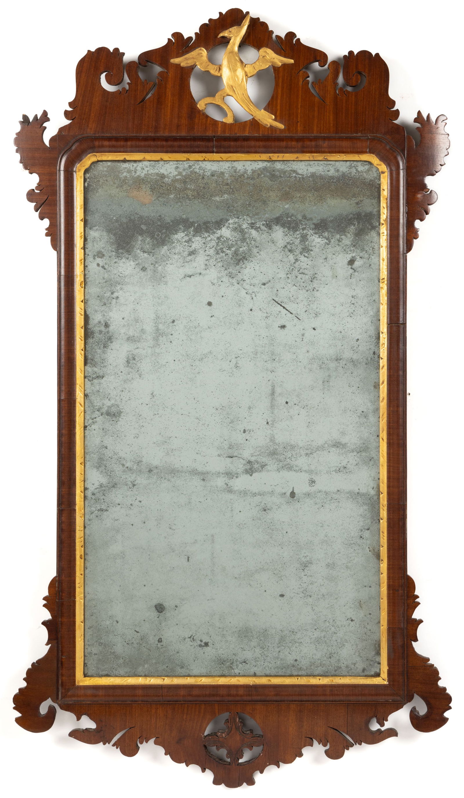 BRITISH GEORGE III / AMERICAN CHIPPENDALE MAHOGANY LOOKING GLASS / WALL MIRROR (1 of 6)