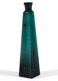 BLOWN-MOLDED FIGURAL BUNKER HILL MONUMENT COLOGNE BOTTLE