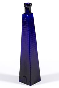 BLOWN-MOLDED FIGURAL BUNKER HILL MONUMENT COLOGNE BOTTLE