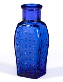 COFFIN-FORM KU-18 POISON BOTTLE