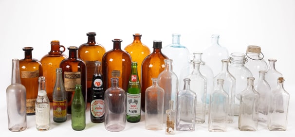 ASSORTED ANTIQUE GLASS BOTTLES, UNCOUNTED LOT