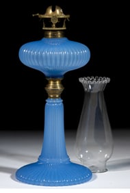 ONION / EATON - LARGE SIZE KEROSENE STAND LAMP
