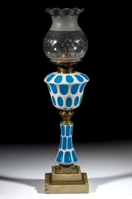 CUT OVERLAY PUNTY AND OVAL KEROSENE BANQUET STAND LAMP