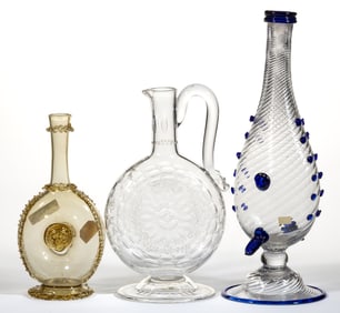 ASSORTED BLOWN GLASS ARTICLES, LOT OF THREE