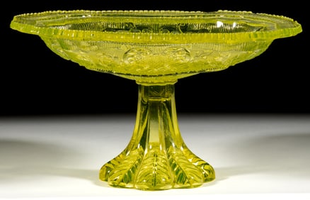 PRESSED LACY PRINCESS FEATHER MEDALLION AND BASKET OF FLOWERS COMPOTE / DISH ON FOOT