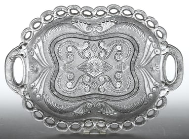 PRESSED LACY SECOND-STATE OPEN-CHAIN BORDER DISH / TRAY
