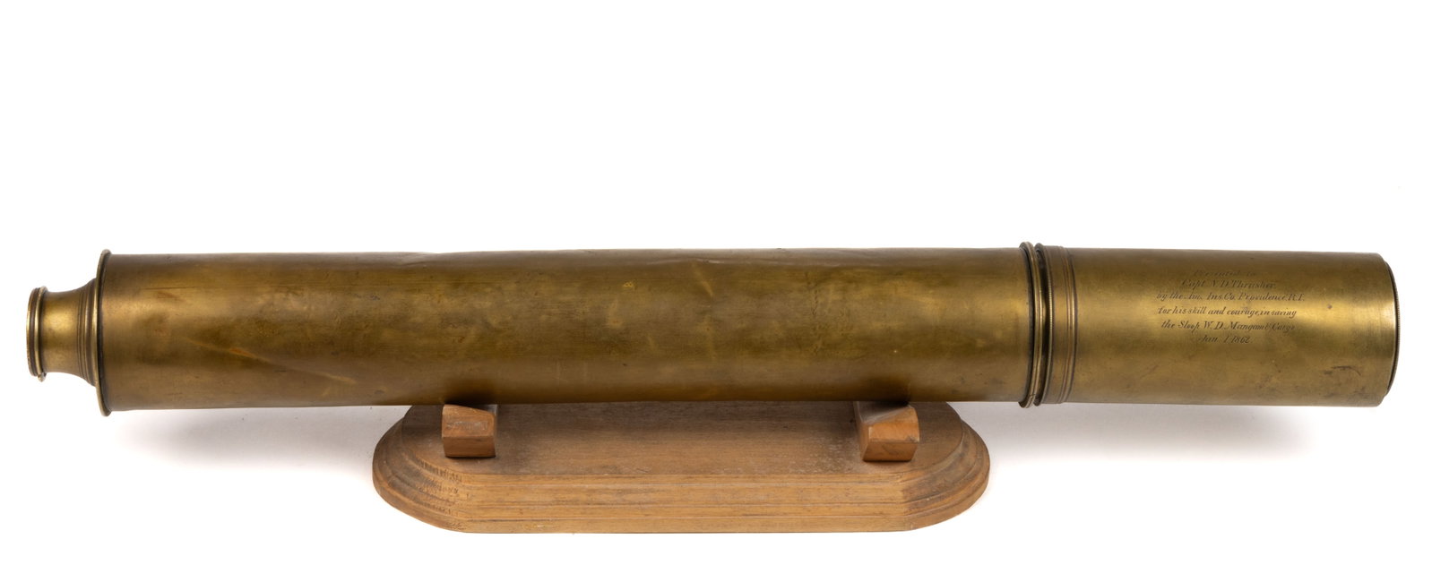 CIVIL WAR ERA PRESENTATION BRASS SPYGLASS / TELESCOPE: CIVIL WAR ERA PRESENTATION BRASS SPYGLASS / TELESCOPE, two-draw with expandable hood, engraved "Presented to / Capt. N. D. Thrasher, / by the Am. Ins. Co. Providence, R.I. / for his skill and cou
