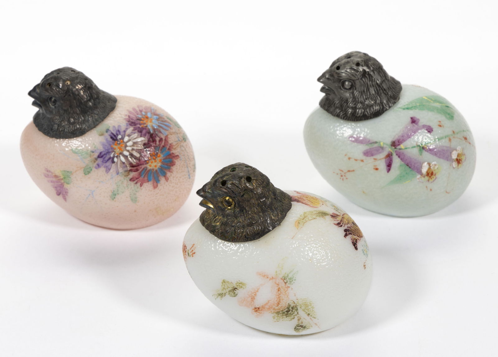 MT. WASHINGTON CHICK HEAD SALT SHAKER AND PEPPER SHAKERS, LOT OF THREE (1 of 1)