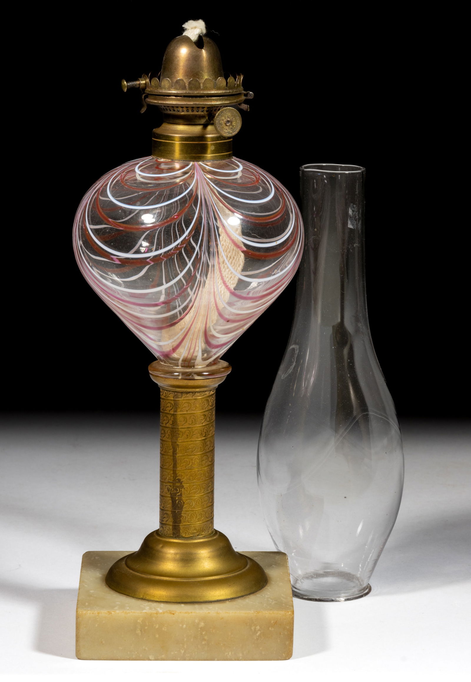 FREE-BLOWN MARBRIE LOOP KEROSENE STAND LAMP (1 of 1)