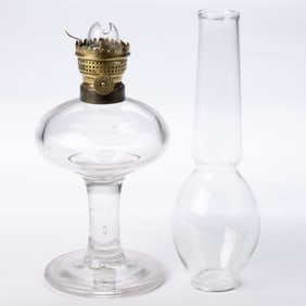 E. F. JONES NO. 0 LIP BURNER AND CHIMNEY SETUP