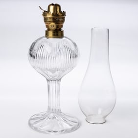E. F. JONES NO. 1 LIP BURNER AND CHIMNEY SETUP