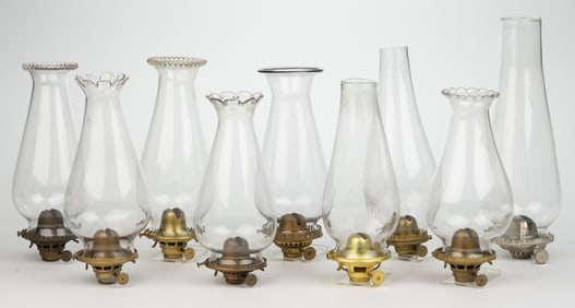 ASSORTED MANUFACTURERS NO. 1 AND NO. 2 EARLY AND LATE LIP BURNER AND CHIMNEY SETUPS, LOT OF NINE