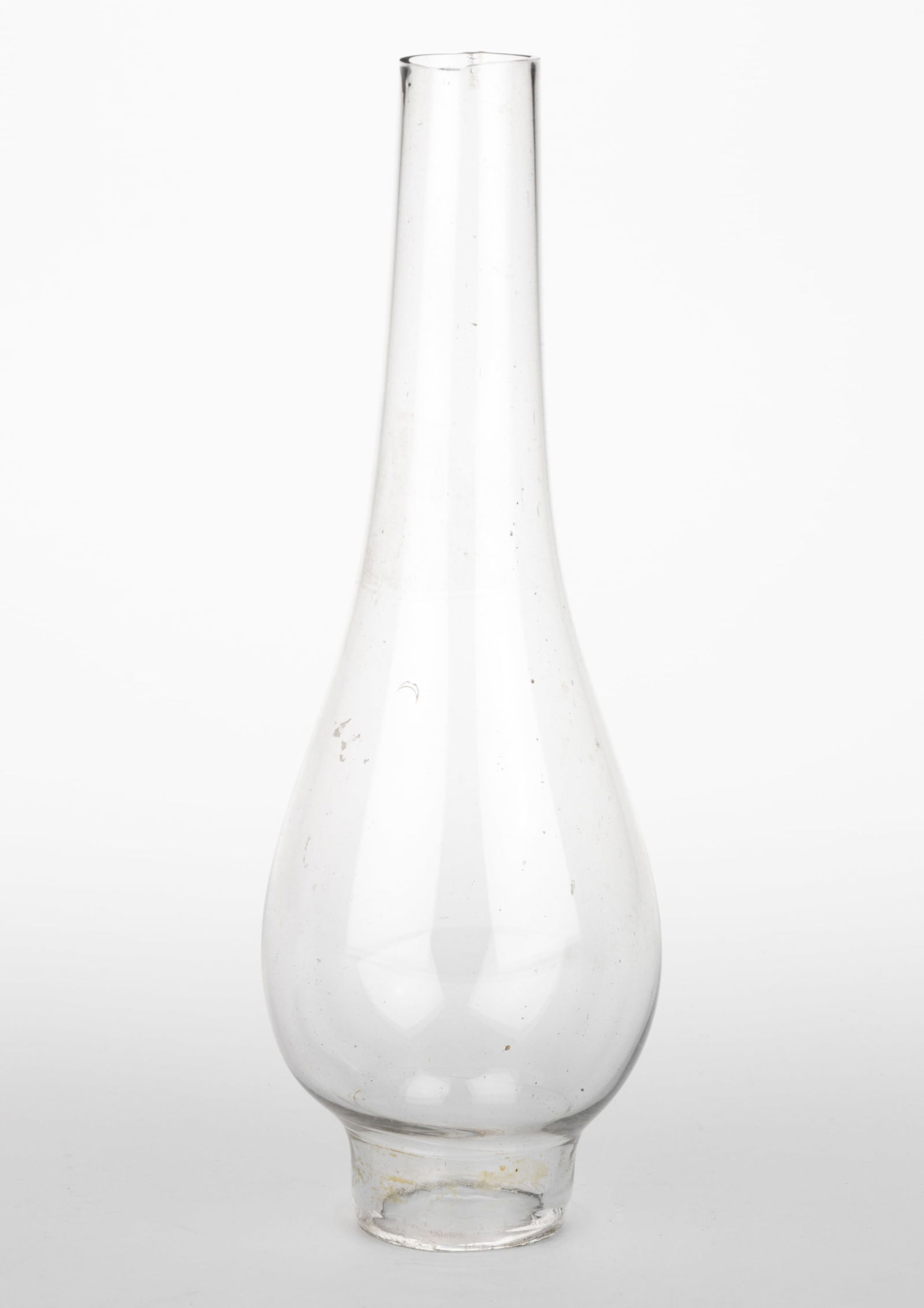 FREE-BLOWN VIENNA-TYPE SLIP CHIMNEY (1 of 1)