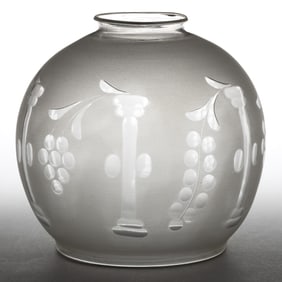 FREE-BLOWN CUT AND ENGRAVED ASTRAL / SOLAR LAMP SHADE