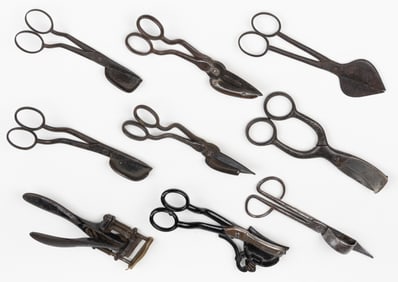 ASSORTED IRON LAMP WICK TRIMMERS AND SNUFFERS, LOT OF NINE