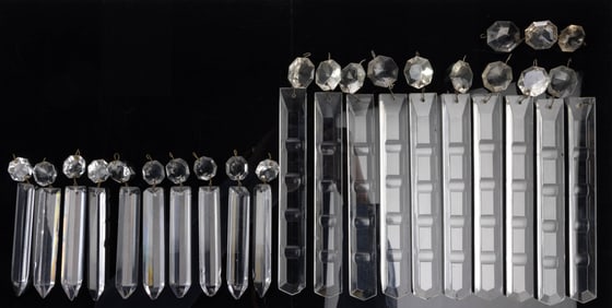 ASSORTED COLONIAL-TYPE PATTERNED AND CUT GLASS PRISMS, LOT OF 20