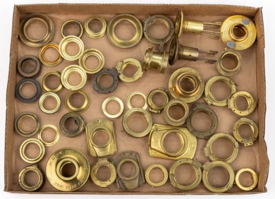 ASSORTED BRASS LAMP COLLAR ATTACHMENTS, UNCOUNTED LOT