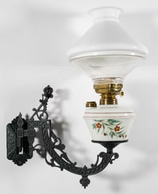 BRADLEY & HUBBARD CAST-IRON BRACKET WITH OPAQUE GLASS FONT KEROSENE BRACKET LAMP
