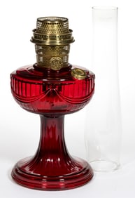 ALADDIN MODEL B-62 / SHORT LINCOLN DRAPE KEROSENE STAND LAMP