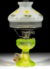 ALADDIN REISSUE SHORT LINCOLN DRAPE ELECTRIC STAND LAMP