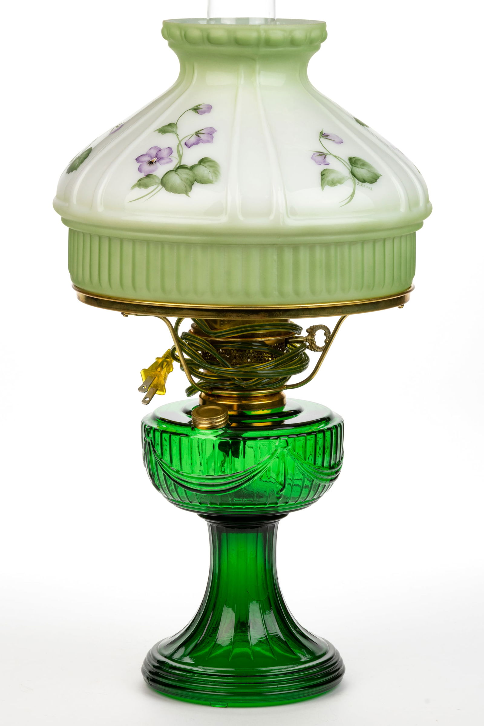 ALADDIN SHORT LINCOLN DRAPE REISSUE ELECTRIC KEROSENE-FORM STAND LAMP (1 of 4)