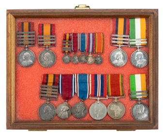 BRITISH BOER WAR AND WORLD WAR II / WWII MEDALS, CASE OF 15