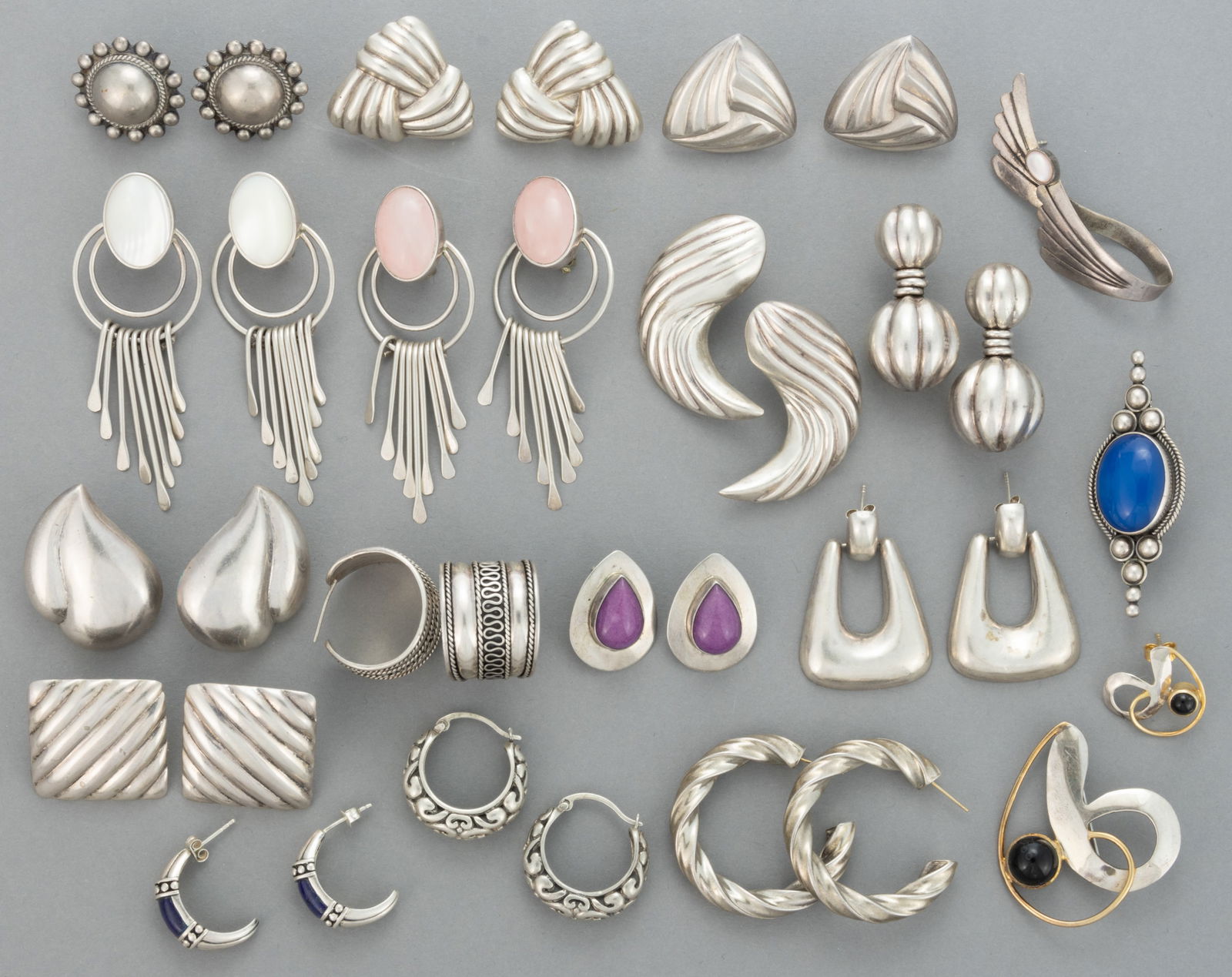 VINTAGE / CONTEMPORARY STERLING SILVER EARRINGS, LOT OF 15 PAIRS (1 of 1)