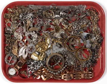 VINTAGE / CONTEMPORARY SILVER-TONED AND OTHER COSTUME JEWELRY, UNCOUNTED LOT