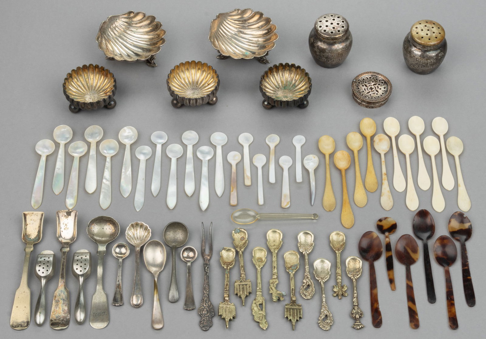 ASSORTED SILVER-PLATED AND OTHER SALT SPOONS AND ARTICLES, UNCOUNTED LOT (1 of 1)