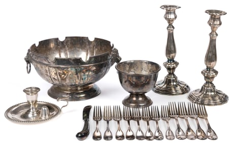 AMERICAN AND OTHER SILVER-PLATED AND STAINLESS ARTICLES, LOT OF 18