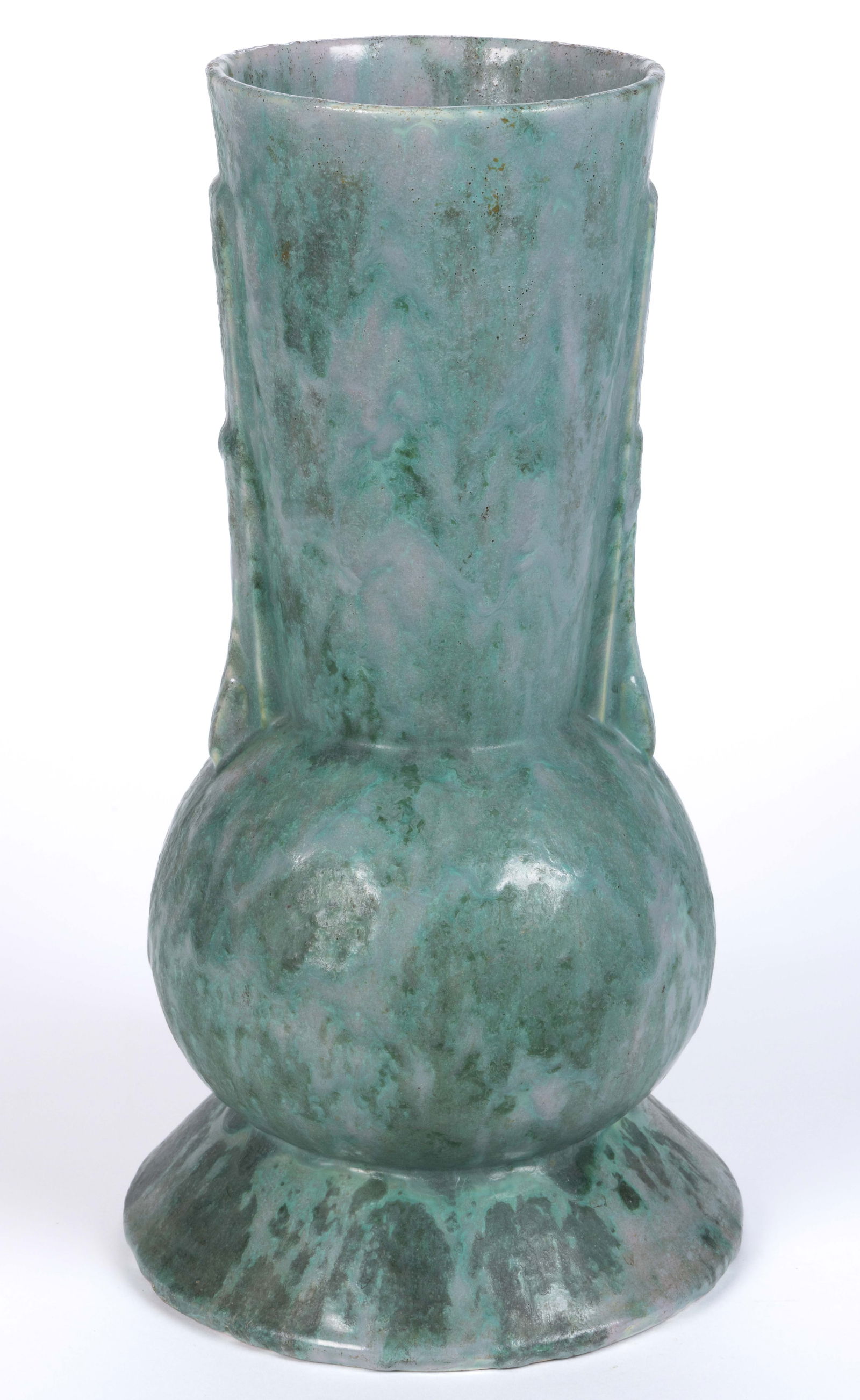 AMERICAN ROSEVILLE ART POTTERY CARNELIAN VASE (1 of 5)