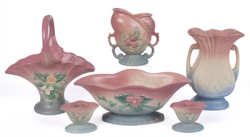 AMERICAN HULL ART POTTERY FLORAL MOTIF ARTICLES, LOT OF SIX