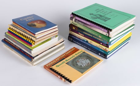 ASSORTED ART POTTERY, CANDY CONTAINERS, AND OTHER REFERENCE VOLUMES, LOT OF 29