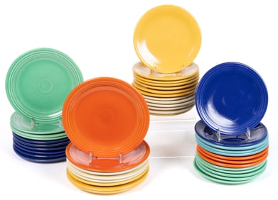 HOMER LAUGHLIN FIESTAWARE CERAMIC PLATES, LOT OF 44