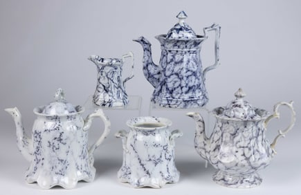 BRITISH FLOW BLUE AND MULBERRY IRONSTONE MARBLE MOTIF TEA ARTICLES, LOT OF FIVE
